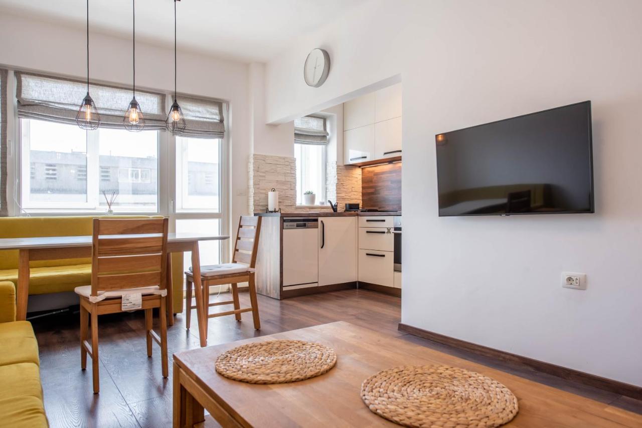 Cosy Apartment In Central Warna Exterior foto