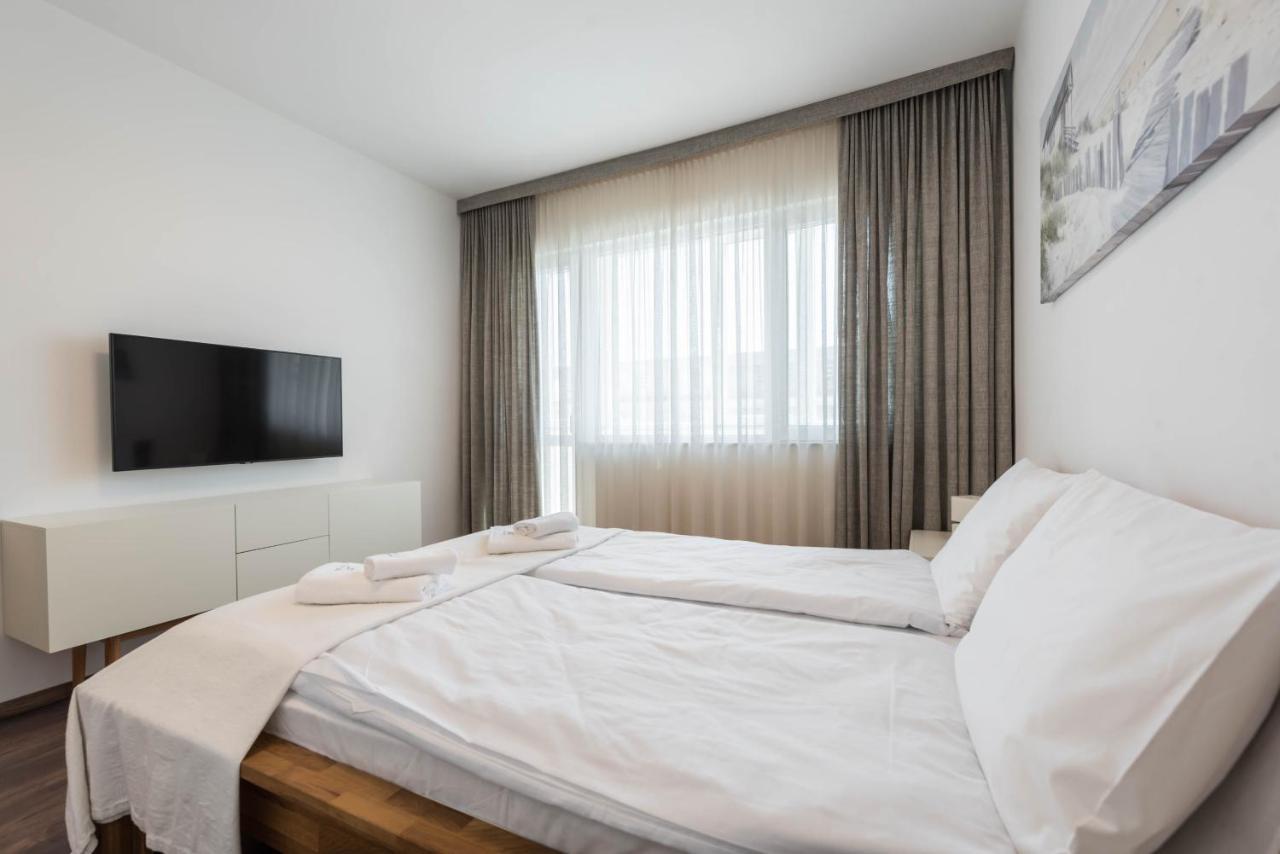 Cosy Apartment In Central Warna Exterior foto